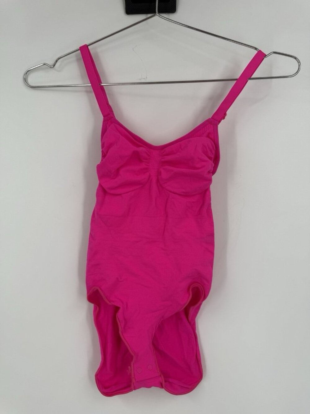 Skims Sculpting Bodysuit Seamless Neon Pink Size Small